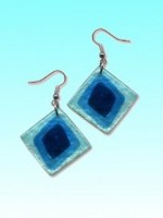  Boucles d'oreille capiz carré bleu env 3cm 