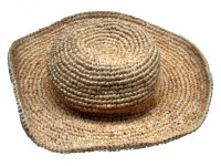 Chapeau en sisal couleur crème