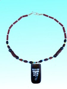 Collier masque africain