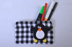 PENGUINE PENCIL CASE